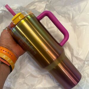 Stanley X Starbucks Summer Sunset Gradient
40oz Tumbler Quencher Purple